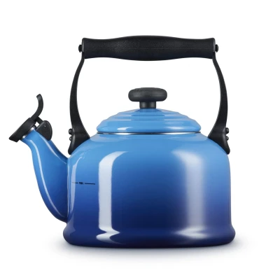Imagen de Le Creuset Whistling Kettle Tradition Azure 2.1 Liter