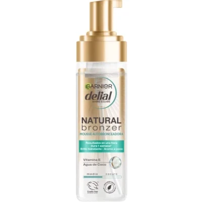 Imagen de GARNIER DELIAL Mousse Autobronceadora Natural Bronzer Apto Para Pieles Sensibles Con Agua De Coco Hidratante 200 ml
