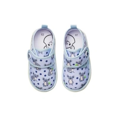 Imagen de Dedoles Pantuflas Unisex Hombre Mujer y Niños Espuma viscoelástica muchos diseños divertidos Unicornio Gatos Aguacates Planetas Salchicha Regalo, Farbe: Azul, Motiv: Amigo koala, Gr. 27