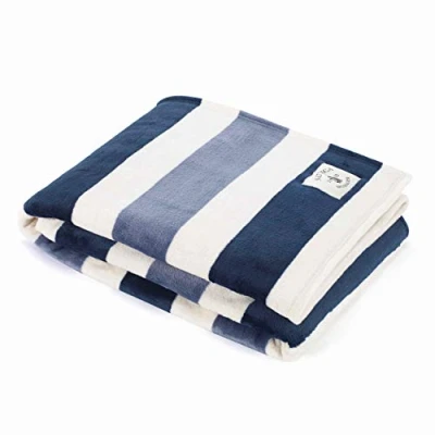 Imagen de Nautica Manta, Ropa de Cama Forro Polar súper Suave y acogedora, Elegante decoración del hogar, Elementos Esenciales para la habitación Dormitorio (Azul a Rayas Azules)