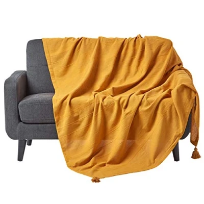 Imagen de HOMESCAPES Manta acanalada Rajput 60 x 80 pulgadas Amarillo mostaza Hecho a mano 100% algodón Adecuado para sofás de 2 plazas Colcha individual Fácil cuidado, lavable en casa
