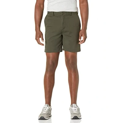 Imagen de Amazon Essentials Pantalones Cortos Chinos de Corte Ajustado con Pernera 18 cm Hombre, Verde Oliva, 38W