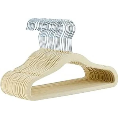 Imagen de Amazon Basics Perchas de Terciopelo Antideslizante para niños y bebés, 29,46 cm, Paquete 30, Beige