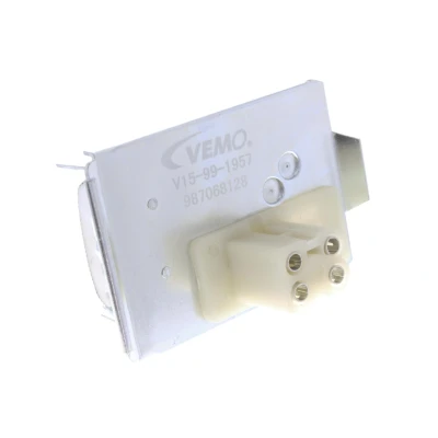 Imagen de VEMO Original Quality V15 99 1957 Regulador, ventilador habitáculo VOLKSWAGEN: Jetta 2