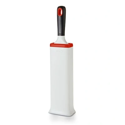 Imagen de OXO Good Grips Cepillo quitapelos y quitapelusas FurLifter para tapicerías, autolimpiante, color blanco, tamaño grande