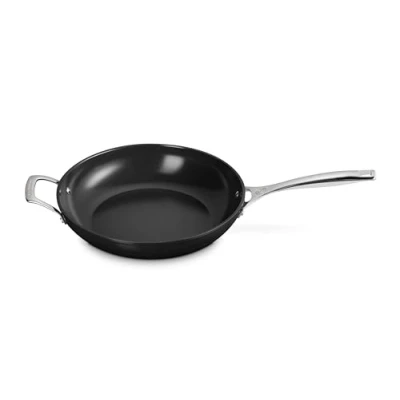 Imagen de Le Creuset Saute pan Essential non stick Ceramic ø 30 cm / 6.8 liters . coating Suitable for all Cooktops PFAS free