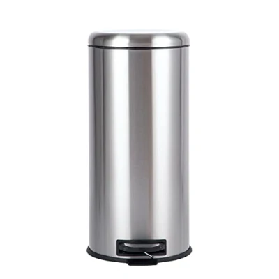 Imagen de Amazon Basics Redonda pedal trash bin, Acero Inoxidable, 30L