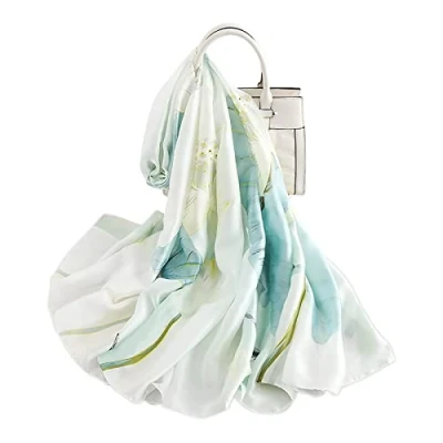 Imagen de LumiSyne Bufandas de Seda Suave Para Mujer Estampado Floral Rose Estilo Dulce y Elegante Estolas Fulares Largas Chal playa Durante Toda La Temporada(verde)