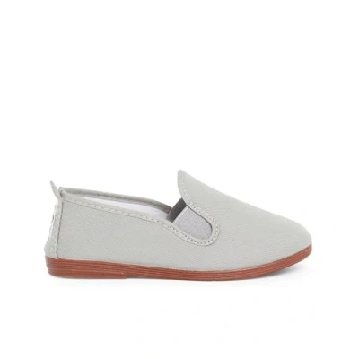 Imagen de Pisamonas Mocasines para niños, Talla: 24, Gris Zapatos