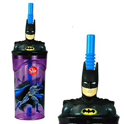 Imagen de Vaso de plástico con pajita flexible Batman, 360 ml, 7 cm diámetro x 14 altura, resistente y diseño figura 3D.
