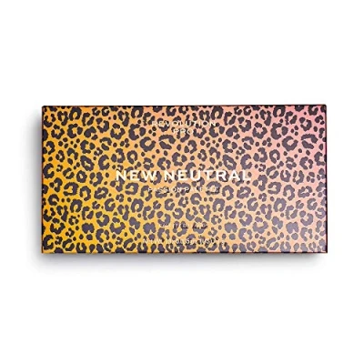 Imagen de Revolution Beauty London Pro Paleta de sombras New Neutral Passion Palette
