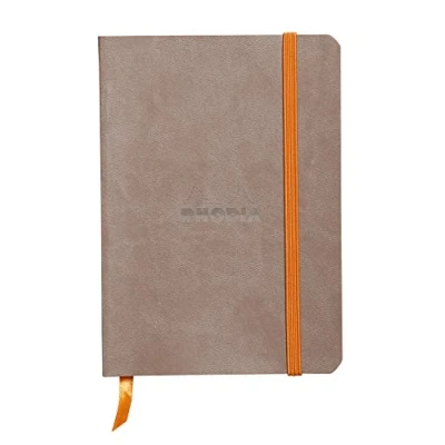 Imagen de RHODIA 117304C Carnet Souple Taupe A6 Ligné 144 pages Papier Clairefontaine Ivoire 90 g/m² Marque Page, Fermeture Élastique Couverture Simili Cuir Collection Rhodiarama