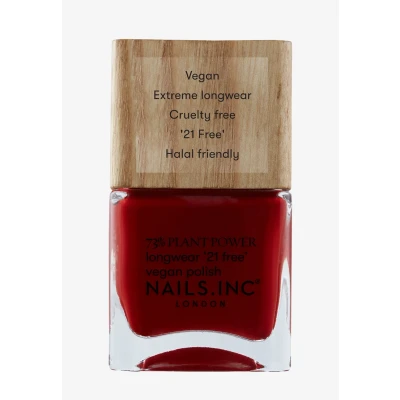 Imagen de Nails Inc SWEAR BY SALUTATION Plant Power veganer Nagellack 73% Based, 100% Vegan &amp; Tierversuchsfrei Perfekte Maniküre, dunkles Rot Für umweltbewusste Nail Art