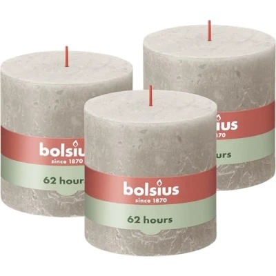 Imagen de Bolsius Rustik Vela XXL Sandy Grey 3 unidades 10 x cm Velas decorativas para el hogar Duración de combustión 62 horas Sin perfumar Cera vegetal natural aceite palma