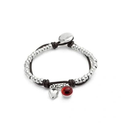 Imagen de Pulsera de bolas bañadas en plata ley con cuero y cristal rojo