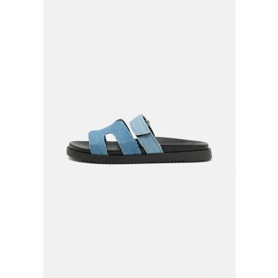 Imagen de Steve Madden Sandalias planas, Mujer, Talla: 38, Blue denim Zapatos