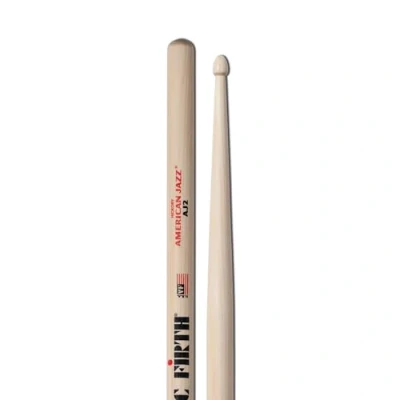 Imagen de Vic FIrth Baquetas de la serie American Jazz® AJ2 madera nogal punta en forma lágrima