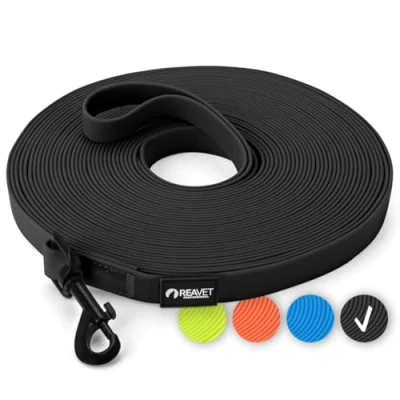Imagen de ReaVET correa de arrastre para perros 15 metros, color negro, resistente e impermeable, larga ejercicios con asa, entrenamiento grandes y pequeños