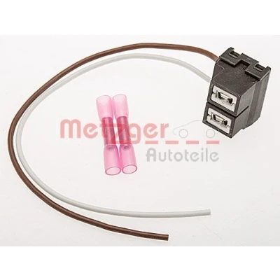 Imagen de METZGER 2323015 Kit reparación de cables, faro principal FIAT: Punto II Hatchback, Ulysse II, FORD: Focus 2, SEAT: Leon I Hatchback norauto, oscaro,