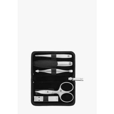 Imagen de ZWILLING Set de manicura (5 piezas, estuche piel yak, cierre cremallera, con cortaúñas compacto), premium, negro