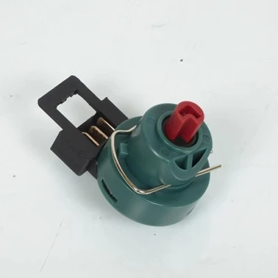 Imagen de Neiman Interruptor con llave Piaggio Zip para 50 cc de NC a 22713 Etat Neuf contactor eléctrico 4 poles Livré conforme en los cámara.