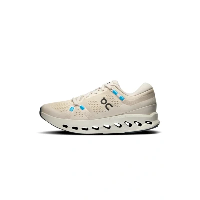 Imagen de On Cloudsurfer 2 Tenis para mujer, perla/marfil, talla 9