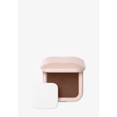 Imagen de KIKO Milano Skin Lover Refining Face Powder Foundation 12, Base De Maquillaje Hidratante Compacta En Polvo Uniformadora