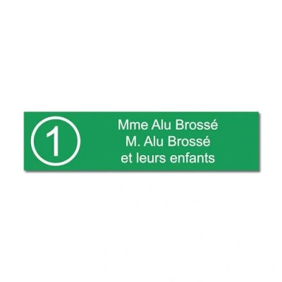 Imagen de Placa grabada para nombre y número buzón autoadhesivo, 10 x 2,5 cm, personalizada, 1 a 3 líneas, color verde claro
