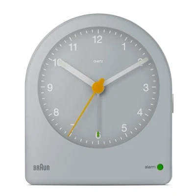 Imagen de Braun Reloj Despertador analógico Classic con botón de repetición y retroiluminación Continua, Movimiento Cuarzo silencioso, Alarma en Crescendo, Color Gris, Modelo BC22G.