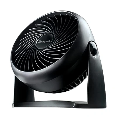Imagen de Honeywell TurboForce Ventilador Potente, Refrigeración de Funcionamiento Silencioso, Inclinación Variable 90, 3 Ajustes Velocidad, Anclaje en la Pared, Mesa, HT900E