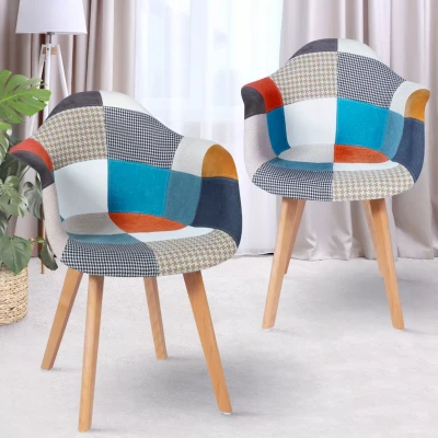 Imagen de IDMarket Juego de 2 sillas comedor escandinavas, mesa SARA con motivos patchworks multicolor