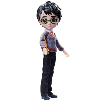 Imagen de Harry Potter WIZARDING WORLD MUÑECO 20 CM Figura Articulada con Varita y Uniforme Hogwarts 6061836 Juguetes Niños 5 Años +