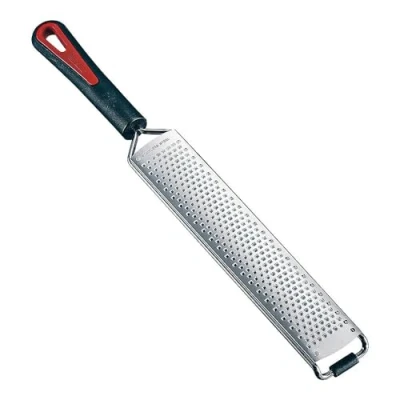 Imagen de Westmark Gallant Pro 29702270 Rallador fino con hojas excepcionalmente afiladas, incluye protector de hoja, plástico y acero inoxidable, color negro, rojo plateado