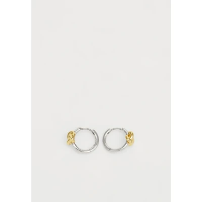 Imagen de Kate Spade New York Pendientes, Color Oro Plateado