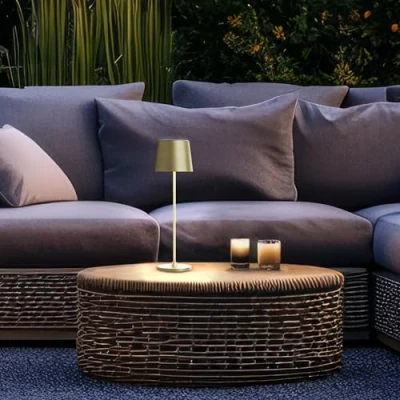 Imagen de Lightbox LED Tischlampe für Innen &amp; Außen 37 cm / 23 Höhe, Ø 10 goldfarbene Outdoor Tischleuchte mit Touch Dimmer mobil/kabellos/portable per USB aufladbar/Akku 310 lm 3000 K
