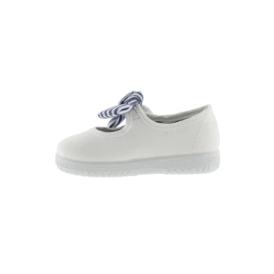 Imagen de Victoria Shoes Bailarinas con hebilla para niños, Talla: 22, Blanco Zapatos