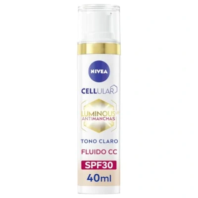 Imagen de NIVEA Luminous 630 Antimanchas Fluido CC SPF30 3 EN 1 (1 x 40 ml), cream con triple acción, protector solar facial color, tono claro