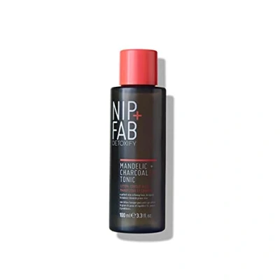Imagen de Nip + Fab Charcoal and Mandelic Acid Fix Tónico con Carbón Activado y Ácido Mandélico Hamamelis Alantoin 4 Sin Perfume 100 ml