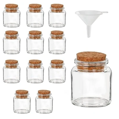 Imagen de Belle Vous Pack de 12 Frascos Vidrio con Tapa Corcho 45 a 50 ml Botecitos Cristal Pequeños Botes Herméticos Embudo para Regalitos Bodas, Fiestas, Especias Cocina y Mermelada