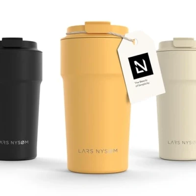Imagen de LARS NYSØM Taza térmica café para llevar Termo de 0,5 litros con aislante Travel mug acero inoxidable a prueba fugas el y té (Mustard Yellow, 500ml)