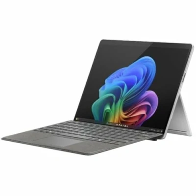 Imagen de Convertible 2 en 1 Microsoft Surface Pro Copilot+ PC, 13&quot;, Snapdragon® X Plus 45 TOPS, 16GB RAM, 512GB SSD, Adreno GPU, Windows 11 Home, Platinum