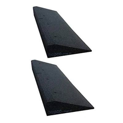 Imagen de bepco Juego de 2 rampas para bordillos, 100 x 25 8 cm, goma (negro), con arandelas fijación
