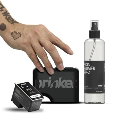 Imagen de Impresora de tatuajes temporales Prinker M Black, personalizados en segundos, resistente al agua y lavable con jabón, compatible Android e iOS, tinta cosmética negra incluida.