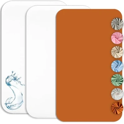 Imagen de Sábana bajera Cododo 50 x 83 cm (juego de 2) + 1 Protector colchón impermeable Set 2 sábanas y cubrecolchón Oeko TEX (blanco/camel, cm)
