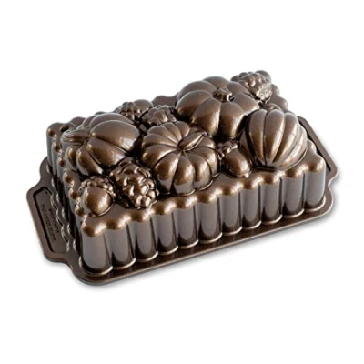 Imagen de Nordic Ware Molde de aluminio fundido con diseño calabaza, color bronce