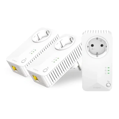 Imagen de STRONG PLC 1000 Mbps Paquete de 3 Enchufe filtrado Puerto Gigabit Ethernet Compatible con Caja Internet Ideal para Multi TV HD Streaming Listo Usar 4 años garantía