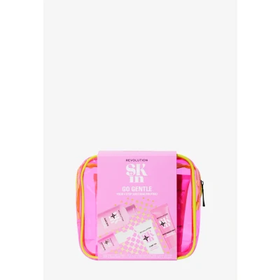 Imagen de Revolution SKin, Go Gentle Starter Kit, Set Suave de Cuidado la Piel con Limpiador, Tónico, Sérum e Hidratante, Vegano y Libre Crueldad, 4 Productos