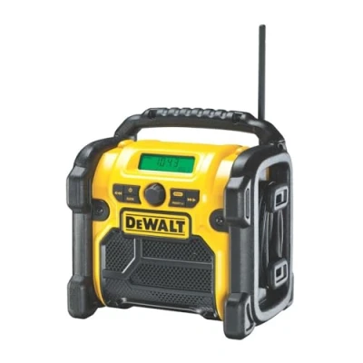 Imagen de DEWALT DCR019 QW Radio compacta 18V XR Li Ion, Cable de alimentación 1.8 m, FM/AM, Puerto auxiliar, Negro/Amarillo