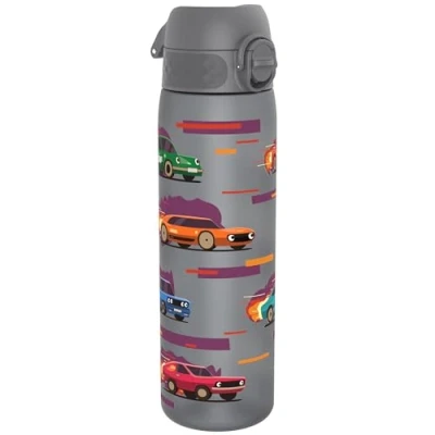 Imagen de Ion8 Botella Agua, 500ml, a Prueba de Fugas, Fácil Abrir, Cerradura Segura, Apta para Lavavajillas, Sin BPA, Asa Transporte, Limpiar, Neutro en Carbono, Diseño Coches Deportivos