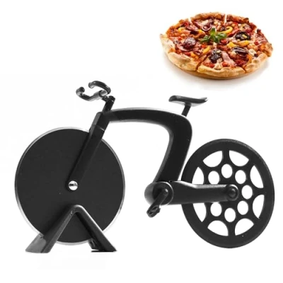 Imagen de YPYMOD Corta Pizza Bicicleta, Cortadora de para Bicicleta con Soporte, Cortador Acero Inoxidable, Perfecto Regalos Creativos (19 * 10.3cm, Negro)